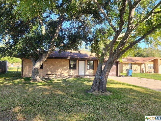 Building Photo - 173 Tangerine Dr