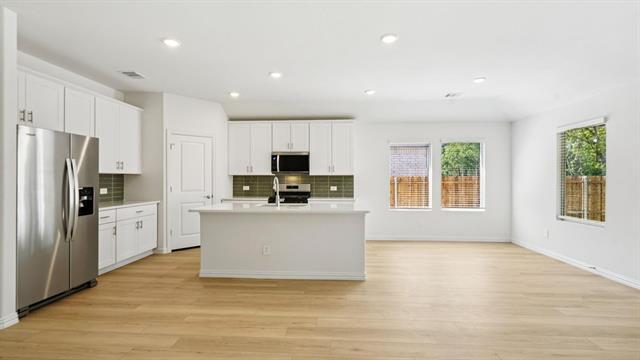Building Photo - 6624 Vly Lk Ln