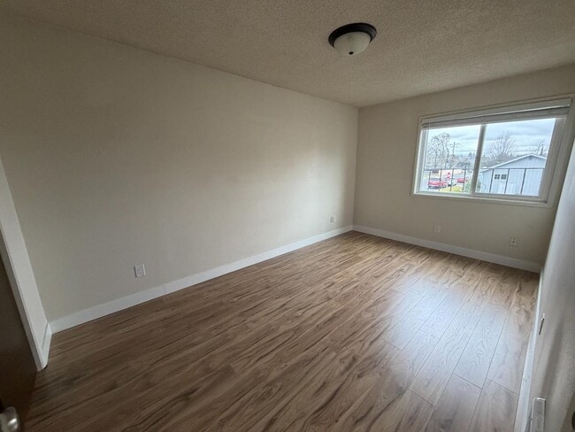 Foto del edificio - 225 N 8th St