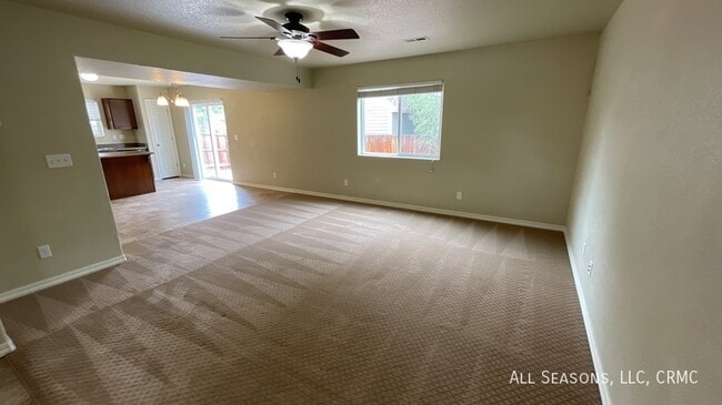 Building Photo - 4082 Creek Legend View