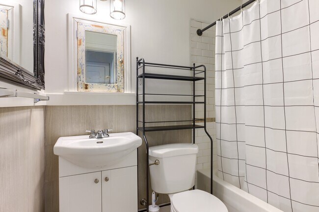 Photo du bâtiment - 935 Jervis St