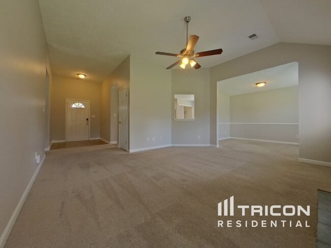 Building Photo - 300 Willow Forks Ct