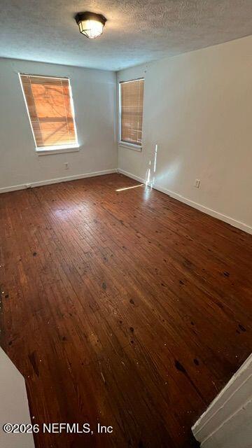 Foto del edificio - 5150 Kingsbury St