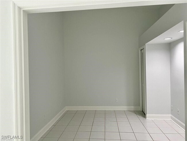 Building Photo - 10738 William Ct