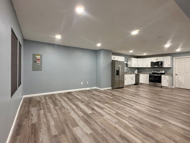 Foto del edificio - Updated 4 bedroom 2 bath home!