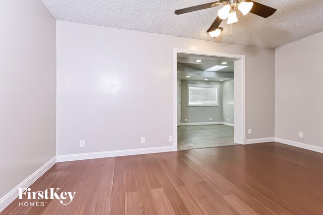 Building Photo - 7084 Berkshire Pl