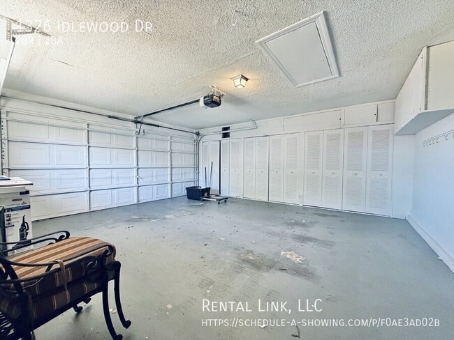Building Photo - 1326 Idlewood Dr