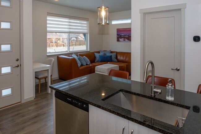 Foto del edificio - Detatched Home in Village at Rose Farm, Berthoud!