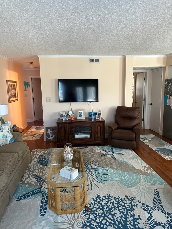 Building Photo - 1500 Cenith Dr