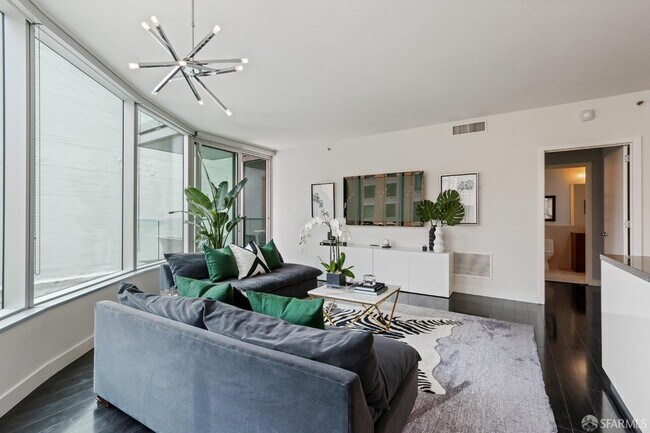 Building Photo - 338 Spear St