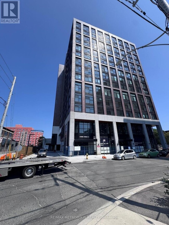 Building Photo - 181-1181 Sterling Rd