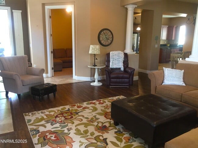 Building Photo - 5939 Quintessa Ct
