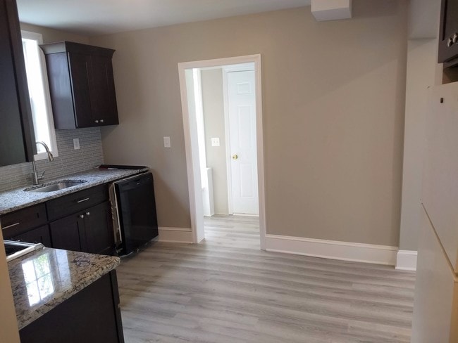 Foto del edificio - 215 Stockton St