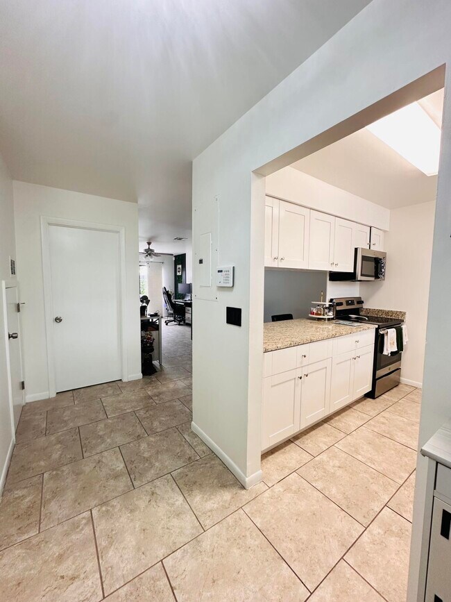 Building Photo - 2105 Wharf Ln