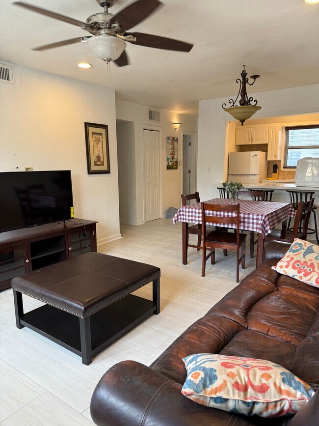 Foto del edificio - 1001 SE 16th St