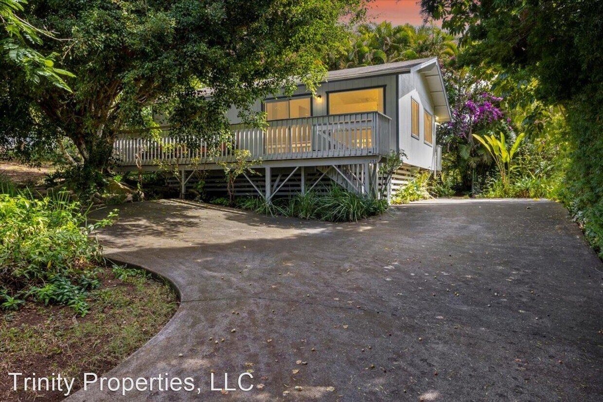 252 Mokuahi St, Makawao, HI 96768 House Rental in Makawao, HI