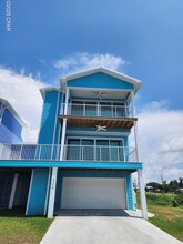Building Photo - 300 Penny Ct