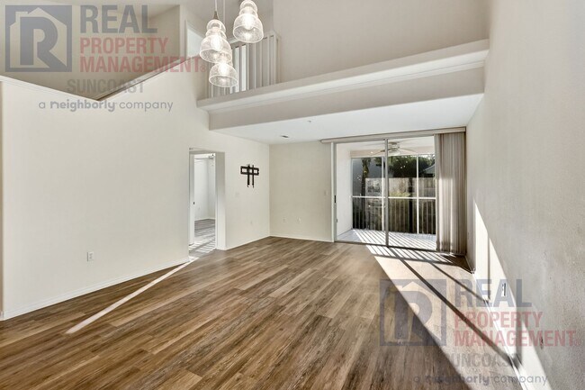 Foto del edificio - 4220 Players Pl