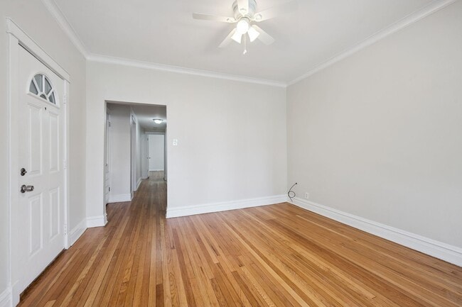 Foto del edificio - 4847 W Hutchinson St