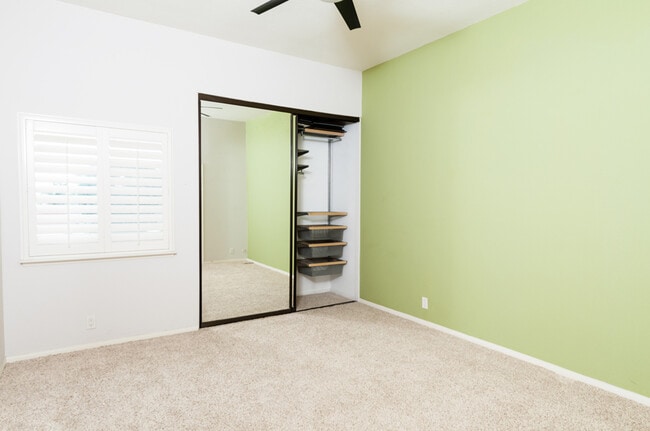Building Photo - 4429 Marlborough Ave