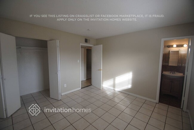 Building Photo - 7926 W Avalon Dr