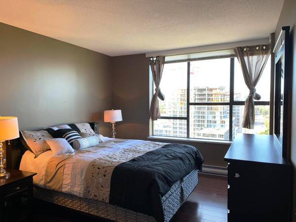 Master Bedroom - 8180 Granville Av