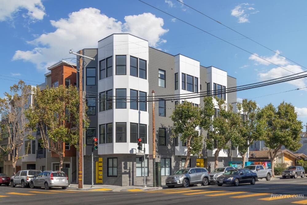 Primary Photo - 1101 S Van Ness Ave