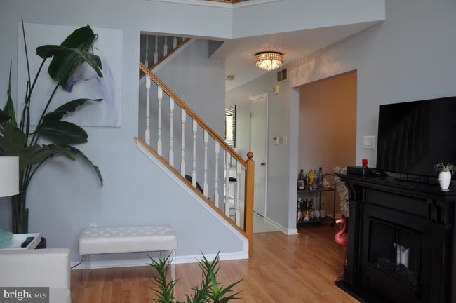Building Photo - 36 Timbercrest Dr