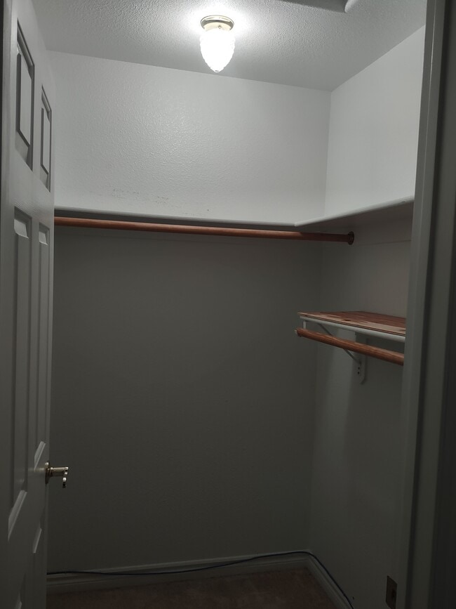 Foto del edificio - 17255 Donert St