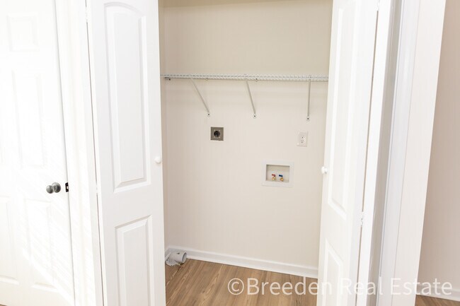 Foto del edificio - 303 Putnam St