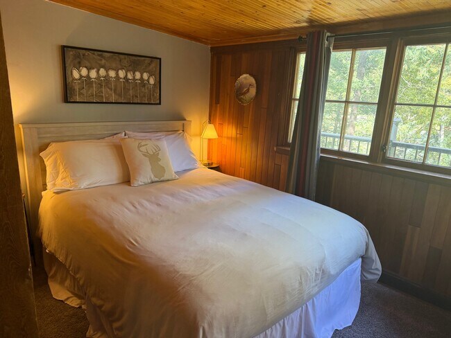 Foto del edificio - 5404 S Twin Spruce Dr