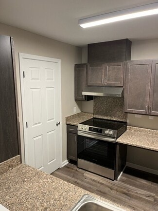 Building Photo - Middlebrook Trace