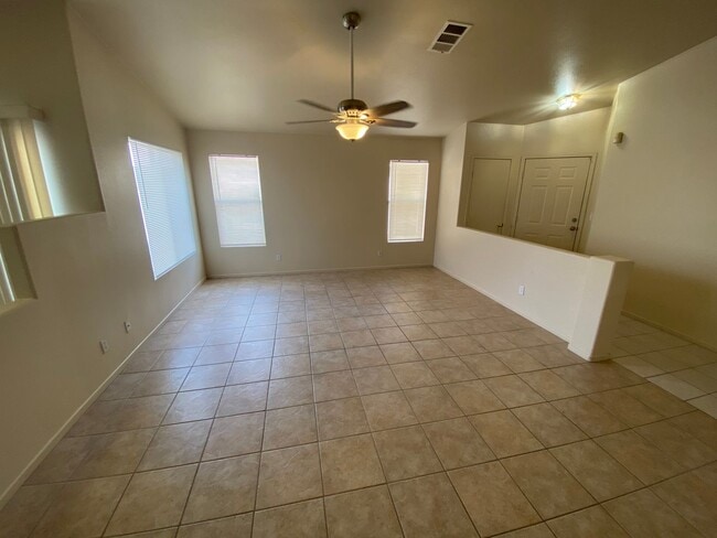 Foto del edificio - Great 3 bedroom/2 bathroom home in Henderson