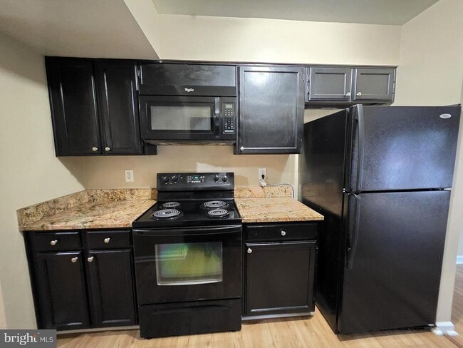 Building Photo - 6505 China Grove Ct