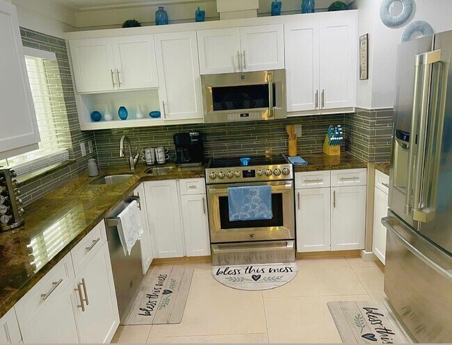 Foto del edificio - 1474 Cochran Dr