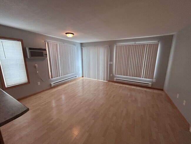 Foto del edificio - 545 4th Ave SW