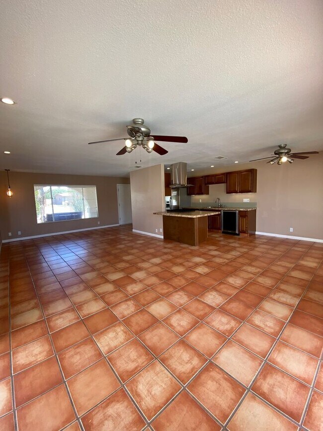 Foto del edificio - AVAILABLE NOW! Lovely 2 Bed/ 2 Bath POOL H...