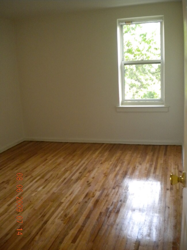 Foto del edificio - 2681 W 2nd St