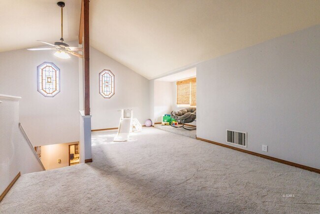 Foto del edificio - Beautiful home for rent