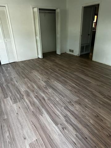 Foto del edificio - 120 W Heron St