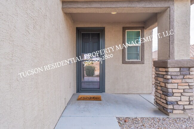 Building Photo - 17270 S Ridgerunner Dr