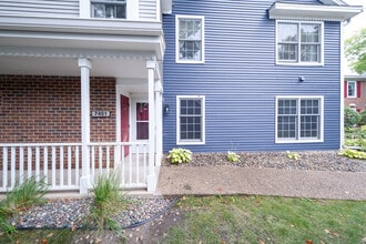 Building Photo - 7451 W 110th St