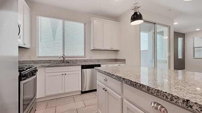 Building Photo - Verrado amenities at an affordable price!