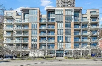 Building Photo - 8125 River Rd