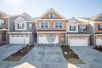 Building Photo - 2213 Buford Town Dr