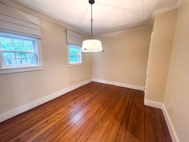 Foto del edificio - Gorgeous Bath 3BR/2BA Home for RENT! $2700
