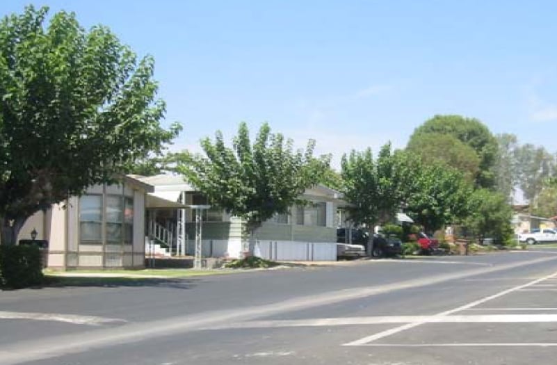 Primary Photo - Kern Mobile Home Community 163 Spaces