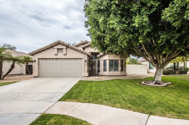 Photo - 1944 W Canyon Way House