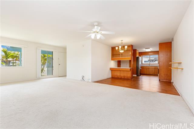 Building Photo - 260 Nonou St