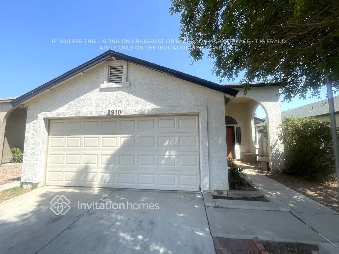 Foto principal - 8910 W Vale Dr